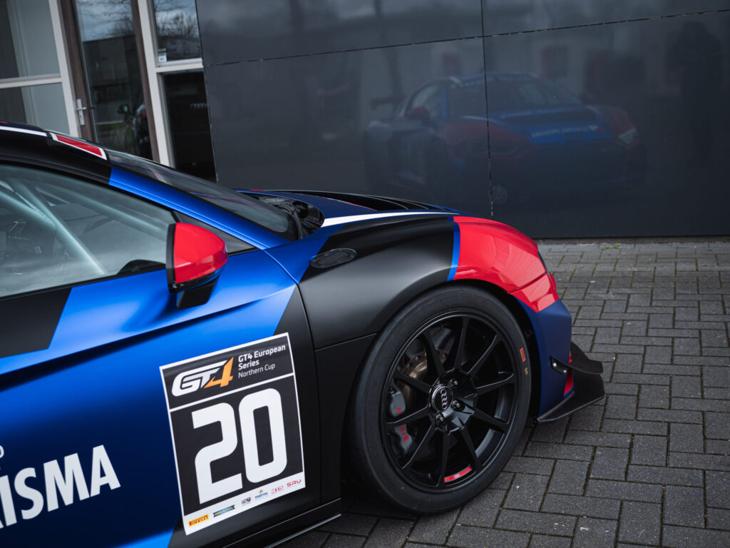 Audi R8 V10 LMS