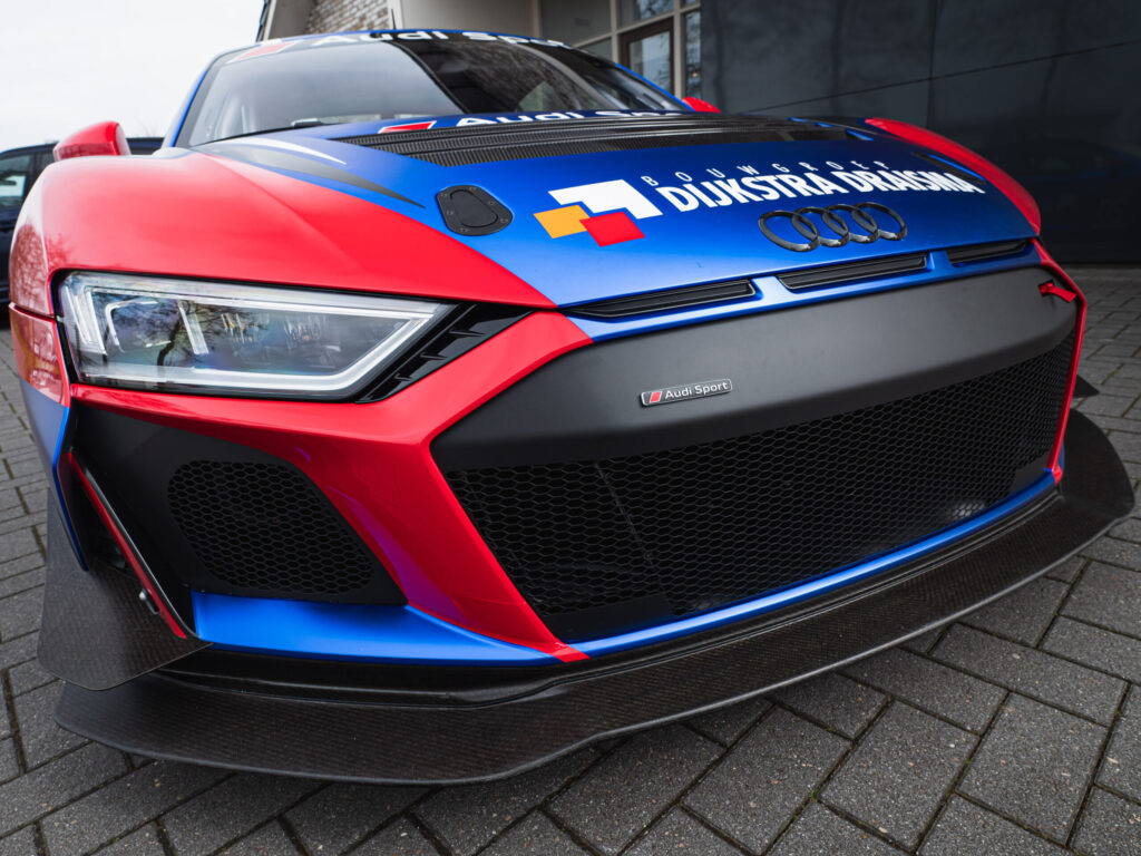 Audi R8 V10 LMS