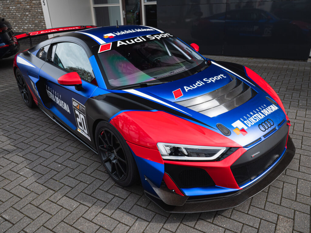 Audi R8 V10 LMS