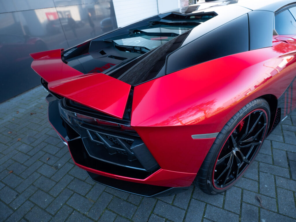 Full custom wrap Lamborghini Aventador LP700