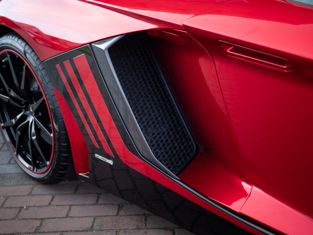 Full custom wrap Lamborghini Aventador LP700