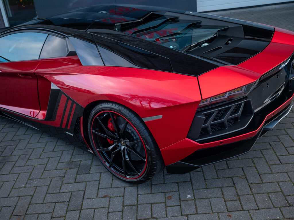 Full custom wrap Lamborghini Aventador LP700