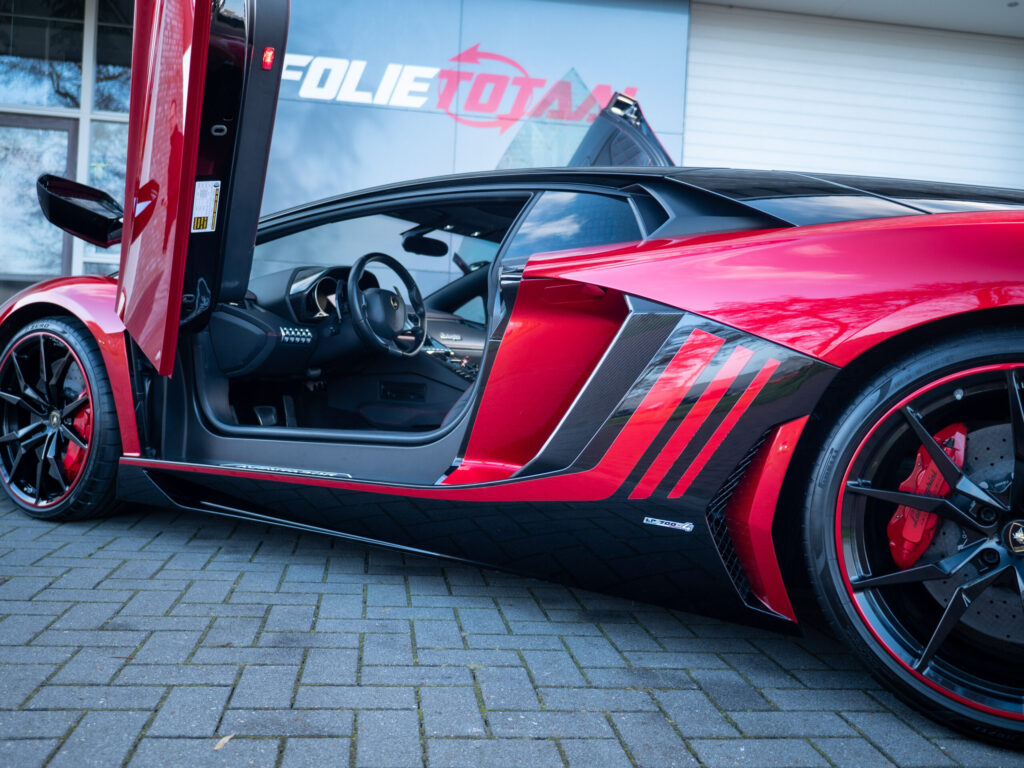 Full custom wrap Lamborghini Aventador LP700
