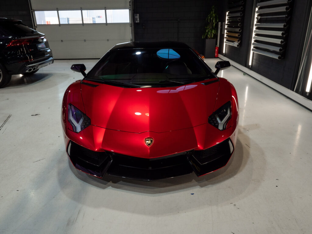Full custom wrap Lamborghini Aventador LP700