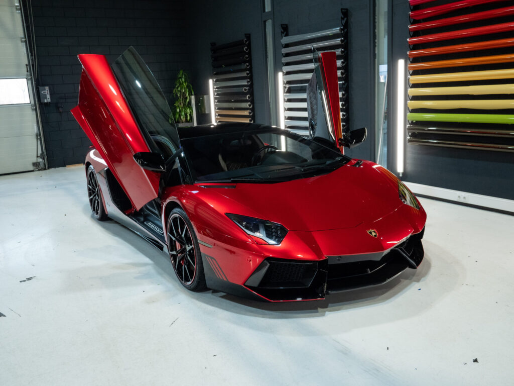 Full custom wrap Lamborghini Aventador LP700