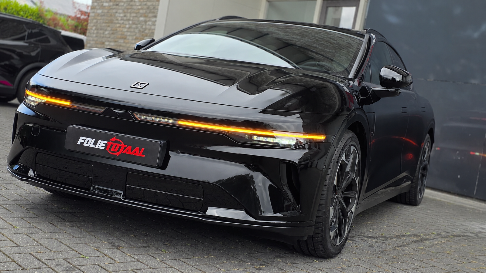 voor: glans metallic lak